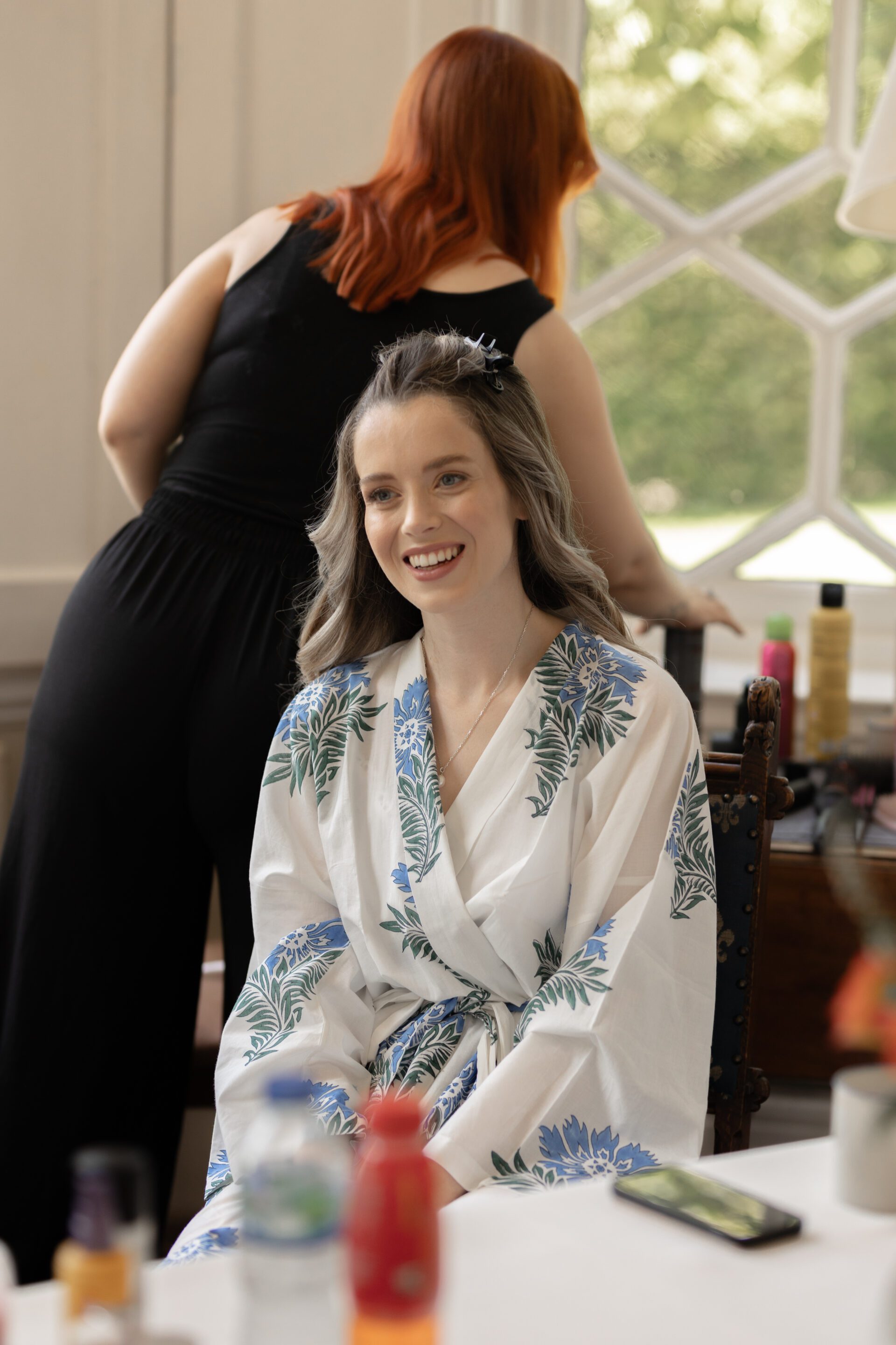 The bride gets ready with her loved ones at Gloucestershire wedding venue, Frampton Court Estate