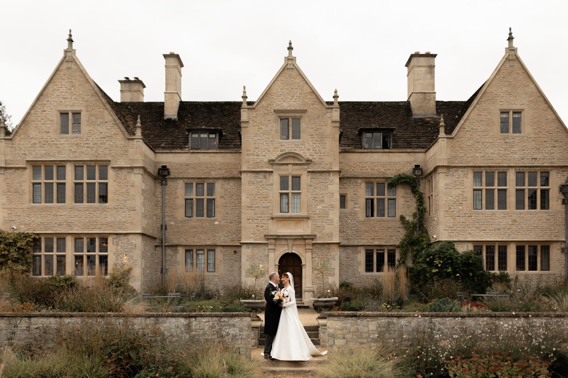 Editorial wedding photography at Kin House, Wiltshire wedding venue