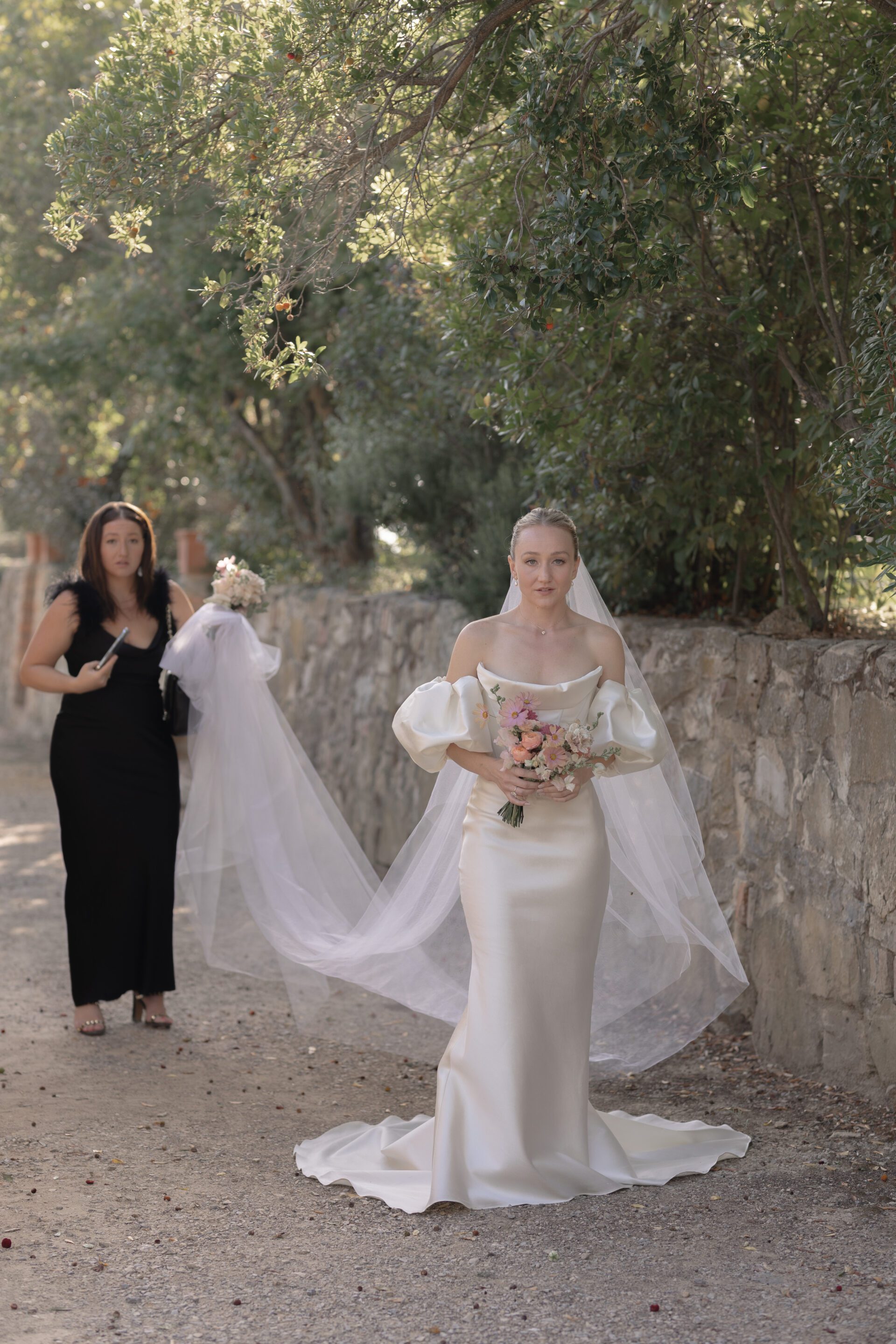 Italian wedding photography captures editorial bridal portrait at Tuscany wedding