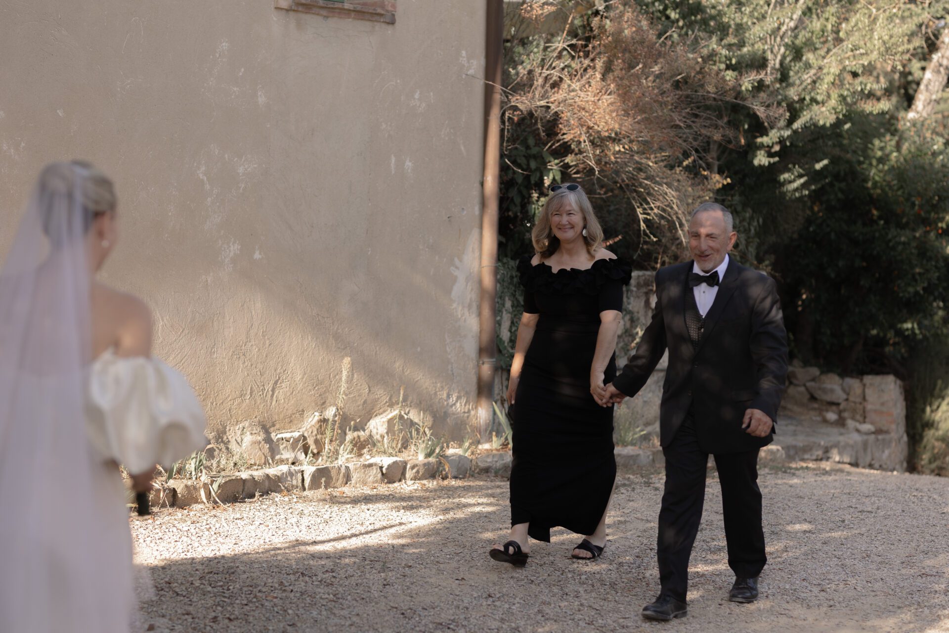 Bride has first look with her father at her Italian wedding