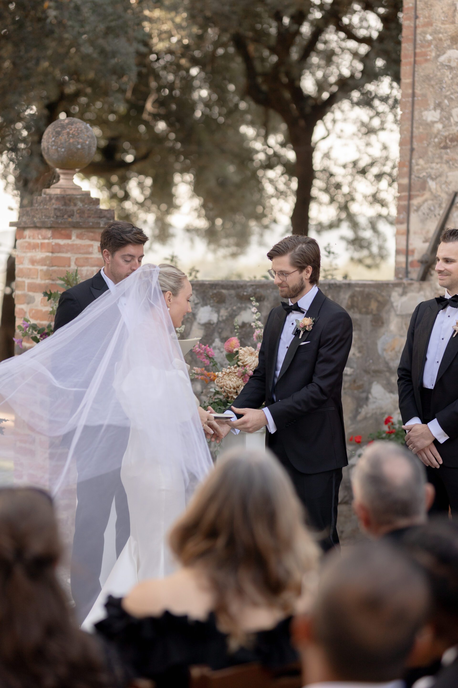 Italian wedding photography captures Italian wedding ceremony in Tuscany